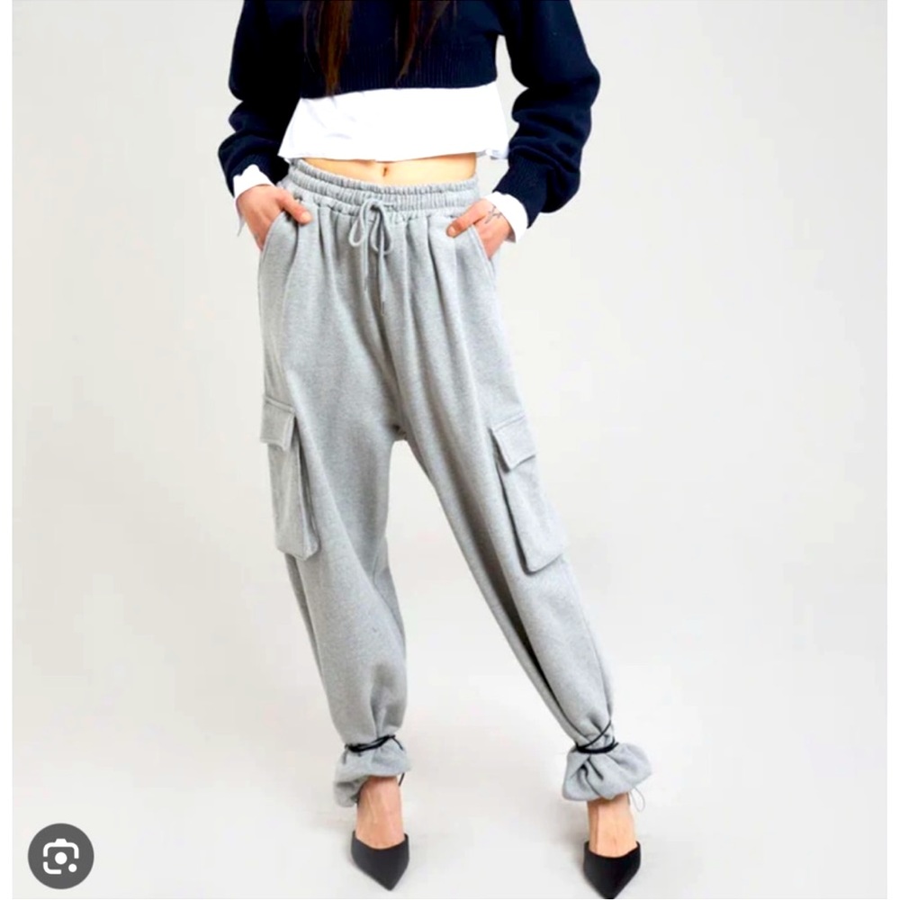 WORN ONCE! the Frankie Shop gray cotton cargo joggers